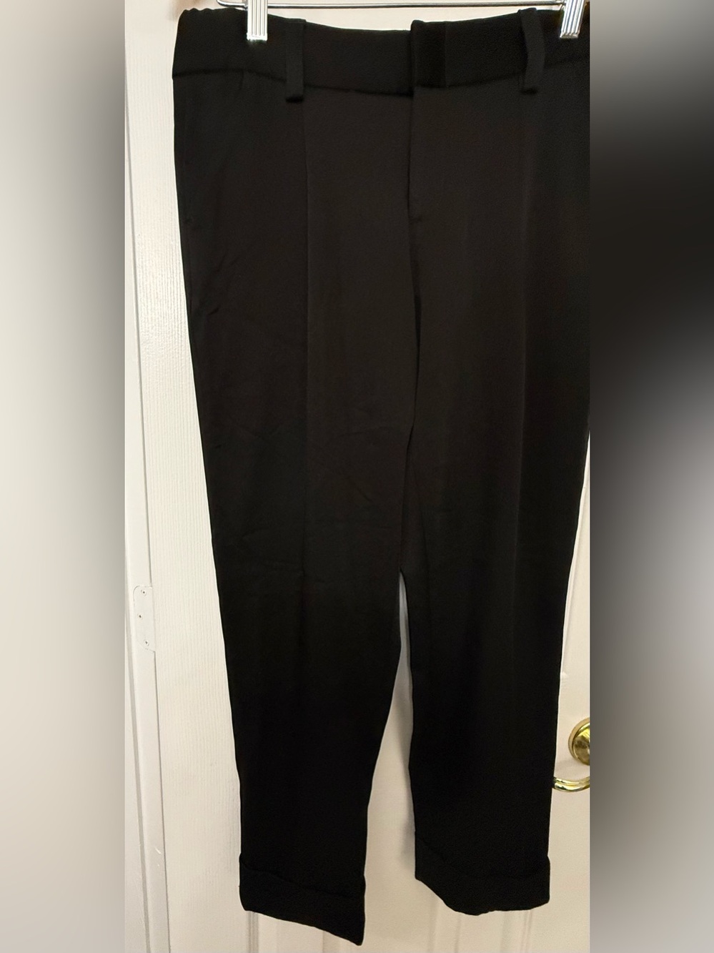 Alice + Olivia Black Tailored Ankle Pants